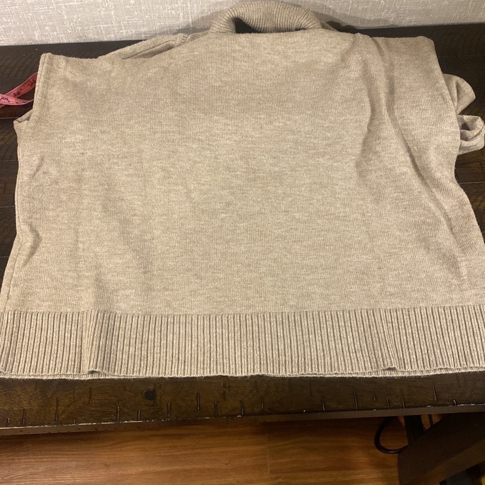 LC Lauren Conrad Turtleneck Tunic - Picture 5 of 6